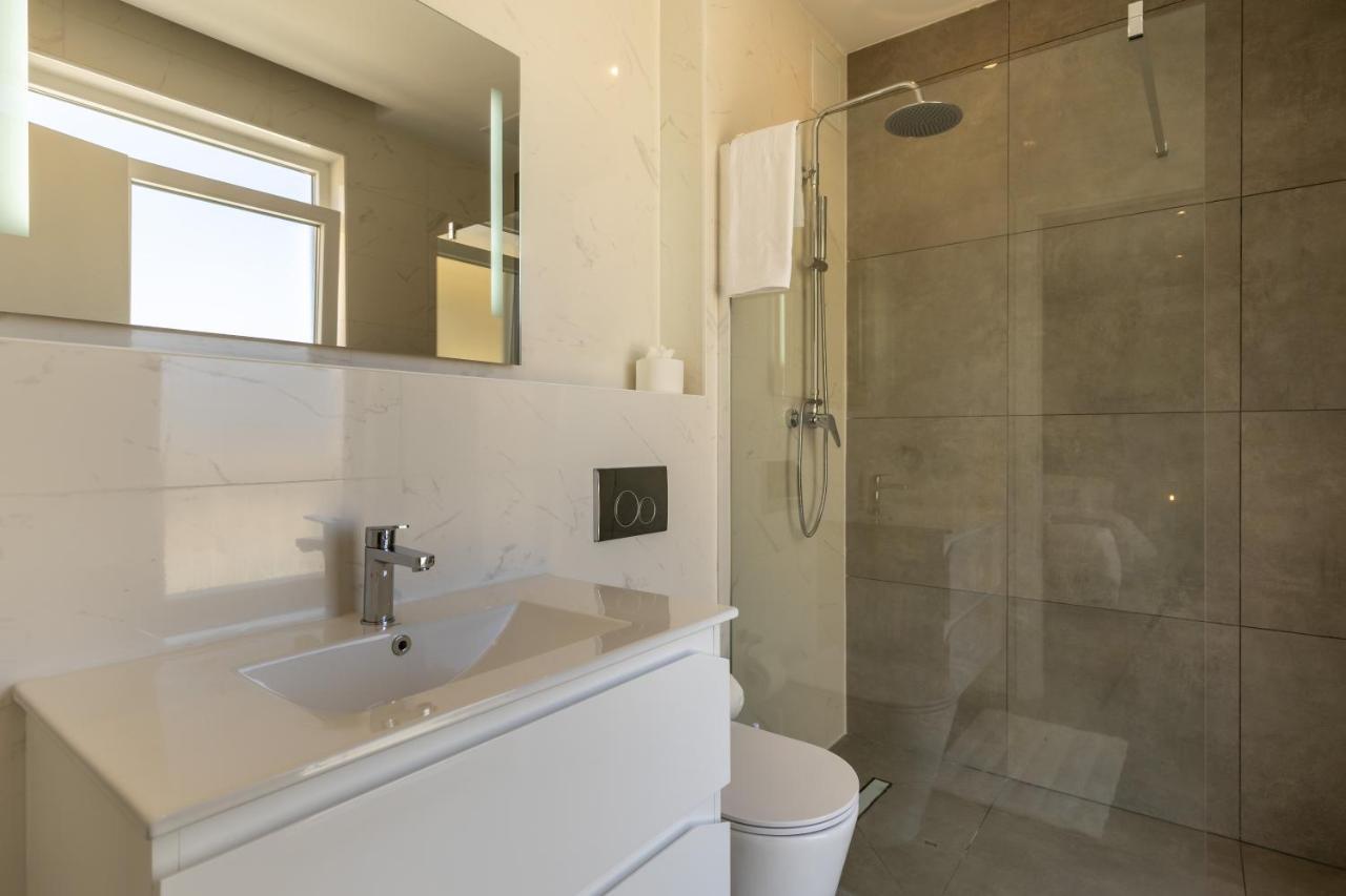 Seaside Luxury In St Julians Апартаменты Пемброк